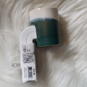 Bath and body works wallflower plug